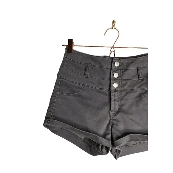Refuge | High Rise Pin up vibe Triple Button Up Shorts gray - Picture 2 of 8